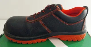 Zapatos de seguridad.