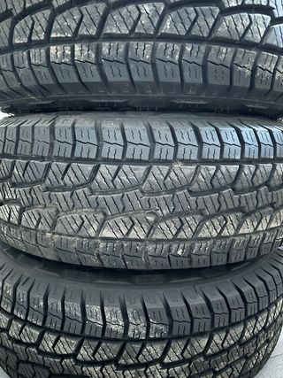 Llantas Mitsubishi Montero con gomas