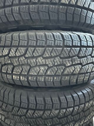 Llantas Mitsubishi Montero con gomas