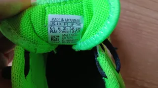 Zapatillas fútbol sala Adidas verdes y negras