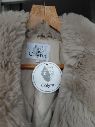 Abrigo largo beige con pelo Colynn