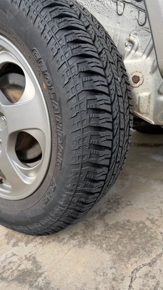 Neumático Yokohama Geolandar A/T 215/65 R16 98H