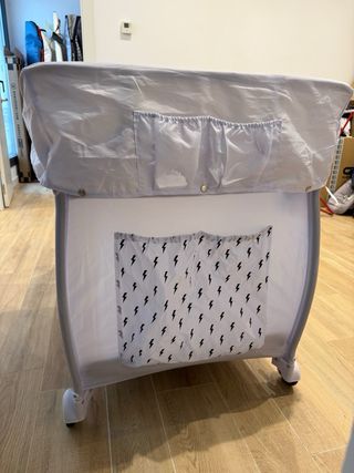 Cuna de viaje Asalvo con cambiador y colchón.