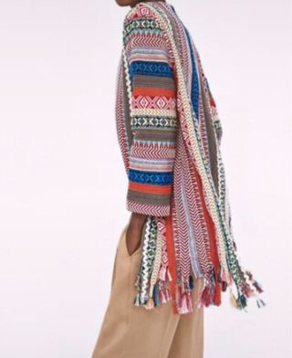 Chaqueta larga Zara étnica flecos