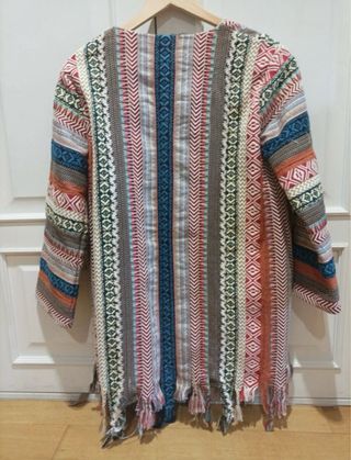 Chaqueta larga Zara étnica flecos