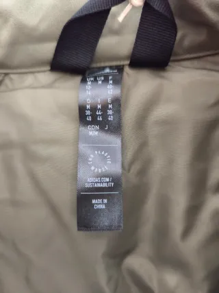 Giubbotto in piume Adidas verde da donna