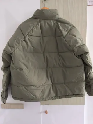 Giubbotto in piume Adidas verde da donna