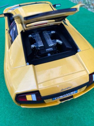 Lamborghini Murciélago – Escala 1:18 – Bburago