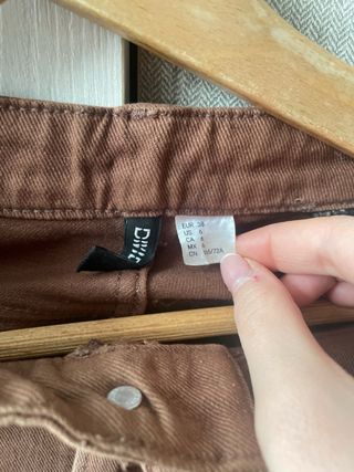 Vaqueros marrones mujer