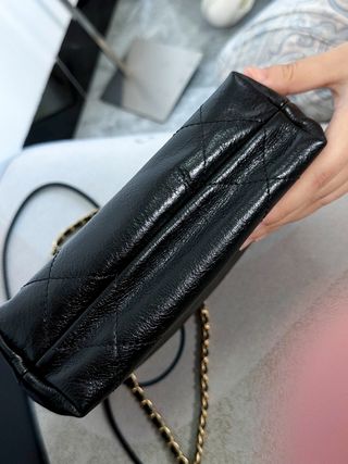 Chanel NegrayDorada 22mini