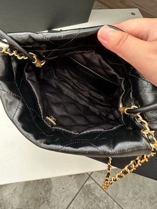 Chanel NegrayDorada 22mini