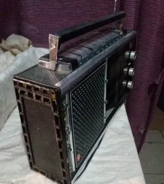 Grundig Satellit 2000 Radio Vintage