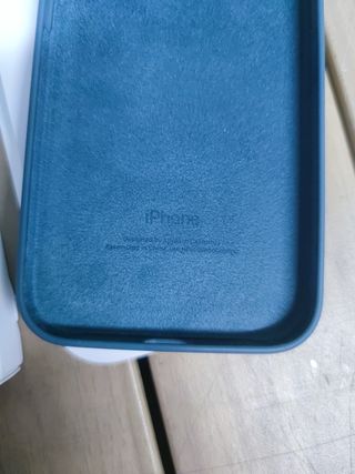 Funda de silicona para el iPhone 16e - Verde lago