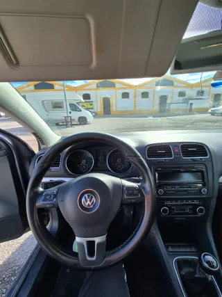 Volkswagen Golf 1.6 TDI Bluemotion 5p