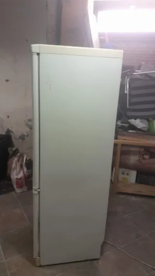 Frigorífico blanco