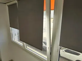 Alquiler de oficina pequeña con garaje pol. PISA