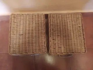 2 cestas de mimbre rectangulares