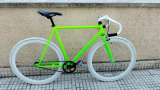 FIXIE ROCASANTO BROOKLYN R 2025 NUEVA