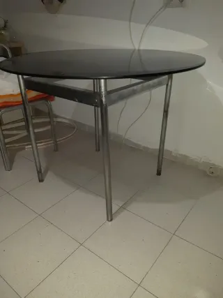 Mesa redonda cristal patas metal