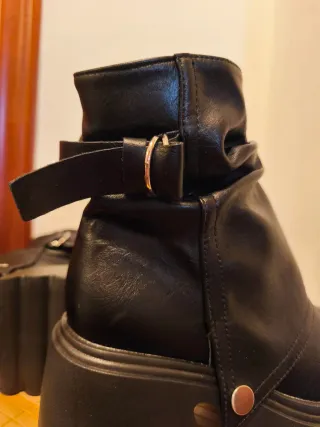 Botines plataforma negros talla 39