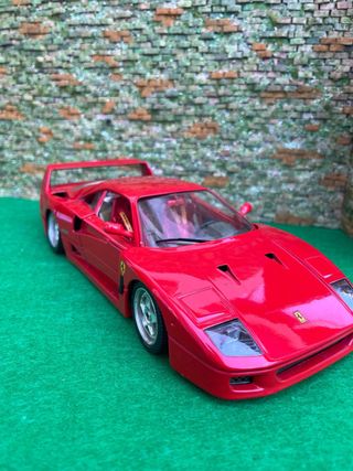 Ferrari F40 (1987) – Burago – Escala 1:18
