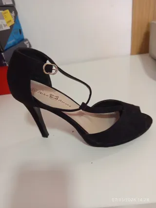 Sandalias Belle Women Beige/Blanco Talla 38