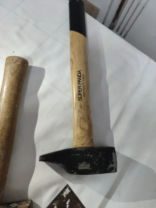 Lote herramientas: mazos, paleta, etc.