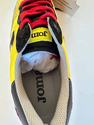 Zapatillas Joma Freestyle Amarillas y Rojas