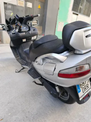 Suzuki Burgman AN650A Executive ABS 2005 Plata