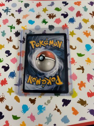 Mewtwo V PGO 072 con error de impresión.