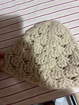 Gorrito casquete lana Burberry beige hecho mano