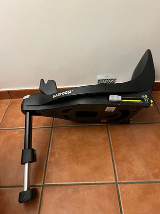 Maxi-Cosi Pebble 360 + Base Isofix