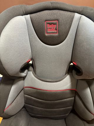 ESTUPENDA SILLA ISOFIX- BEBÉ  PARA COCHE.