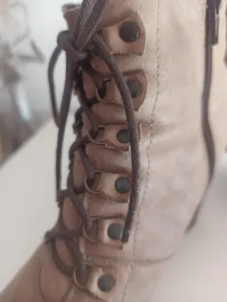 Botines Aback Beige/Marrón con Cordones y Cremalle