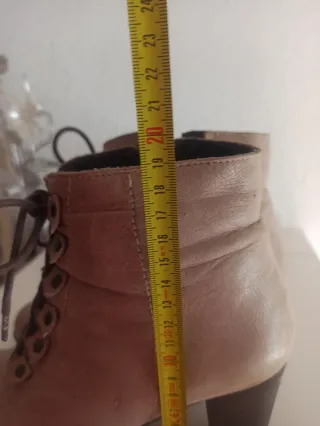 Botines Aback Beige/Marrón con Cordones y Cremalle