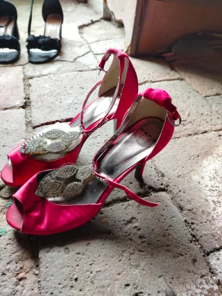 Lote de tacones de mujer
