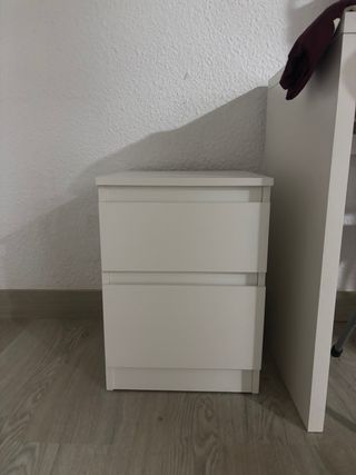 Mesita de noche Ikea blanca