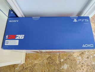 Consola PlayStation 5 con Juego NBA 2K26