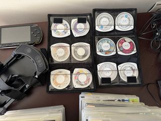 2 PSP, 20 juegos, 15 películas, estuches