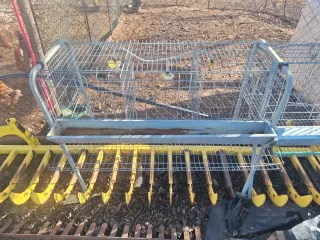 Se venden dos Jaulas para gallinas ponedoras