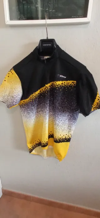 Camiseta Ciclismo BH Negra y Amarilla