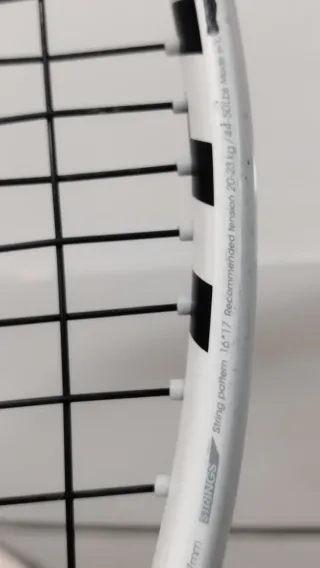 Raqueta Tecnifibre Modelo T Fight Tour 26 pesa 250