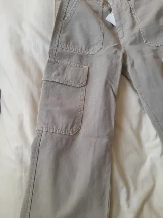 Pantalones cargo ZARA beige nuevos