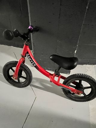 Bicicleta sin pedales Sawyer Roja