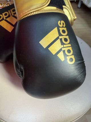 Guantes Boxeo Adidas Negros y Dorados