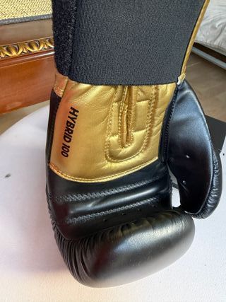 Guantes Boxeo Adidas Negros y Dorados