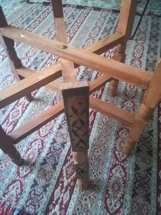 Mesa redonda cobre y madera