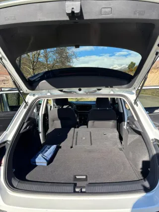 Volkswagen T-Roc alquiler