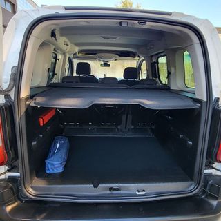 Furgoneta Peugeot Rifter Diciembre 2020. Perfecta