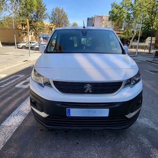 Furgoneta Peugeot Rifter Diciembre 2020. Perfecta